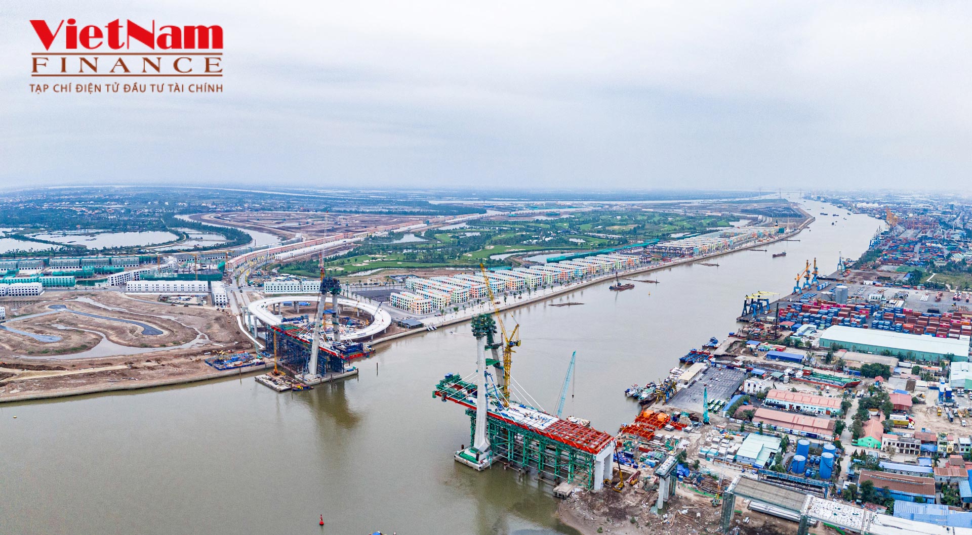 Công trình có vai trò quan trọng trong việc kết nối khu đô thị Vinhomes Royal Island với trung tâm thành phố.